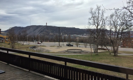 The view of the mine in the distance from the city centre. 