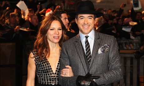 LONDON, ENGLAND - DECEMBER 14:  Robert Downey Jnr and wife Susan attend the World Premiere of Sherlock Holmes at Empire Leicester Square on December 14, 2009 in London, England.
