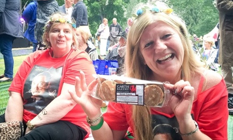 Larmer tree festival 2015 Waiting for sir Tom Jones