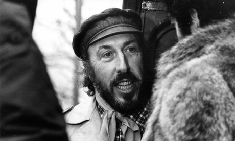 Richard Hamilton demonstrating against museum charges at the Tate, January 1971.