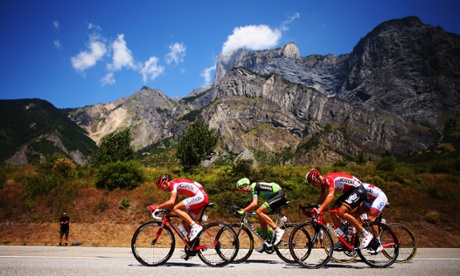 Nicolas Edet, Ramunas Navardauskas, Lars Bakl and Alexandre Geniez breakaway.