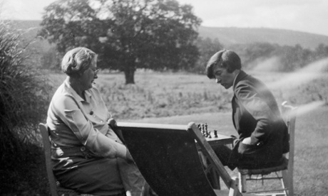 The sisters of Lytton Strachey, Marjorie and Alix.