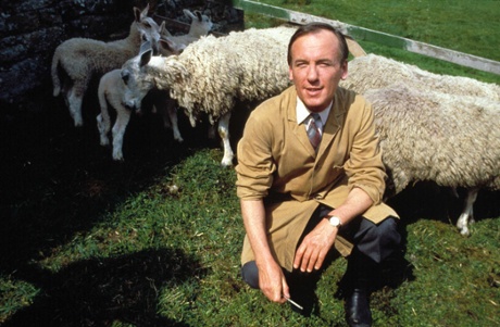 Christopher Timothy as James Herriot