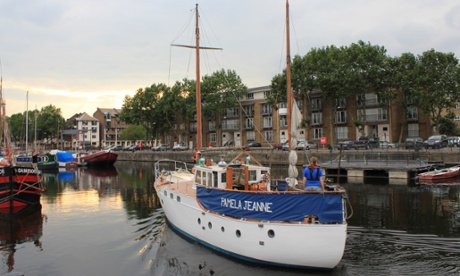 'Something extraordinary happens when you arrive in London by boat.'