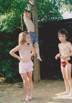 Emer O'Toole, left, with her cousin nemesis Jonathan, right, in Southampton circa 1989.