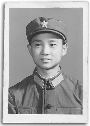 Li Cunxin as a boy in Mao's China.