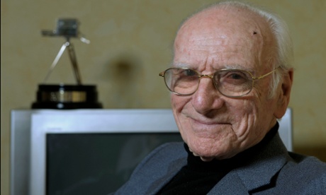 Sir Peter O'Sullevan, photographed here in 2008, has passed away.