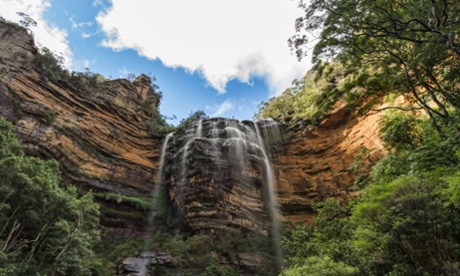 Wentworth Falls: one of the many natural wonders that can be found by walking in the Blue Mountains. 