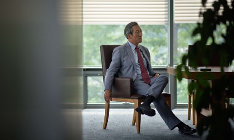 'Oh, The Fiver. I wasn't expecting company. Just doing my workout. Thursday's arms and back.'