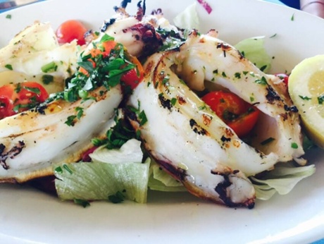 Grilled calamari at Stella del Mare, Putzu Idu