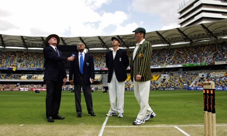 Nasser Hussain and Steve Waugh at the toss at the Gabba in 2002.