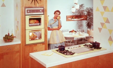Vintage looking picture of a housewife at home