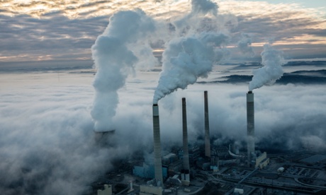 Fossil fuel power plant in West Virginia, US. 