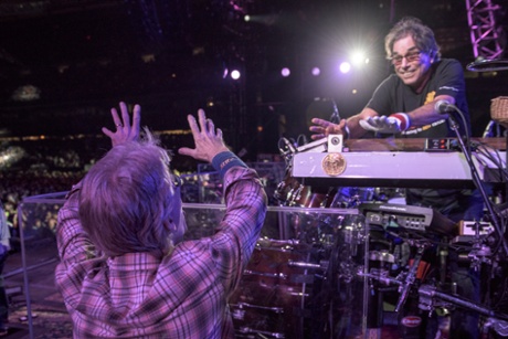 Last hurrah ... Phil Lesh and Mickey Hart mid-show.