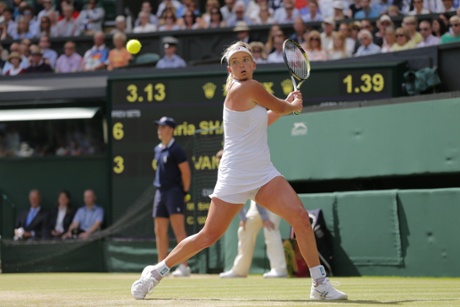 Coco Vandeweghe eyes up a return.