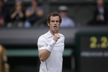 Murray takes the first set.