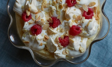 Peach, raspberry and custard trifle