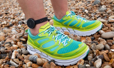 Alex, testing running gadgets for TECHalexandra heminsley