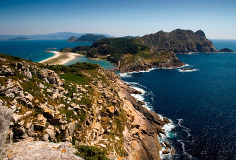 View of San Martiño island from Monteagudo