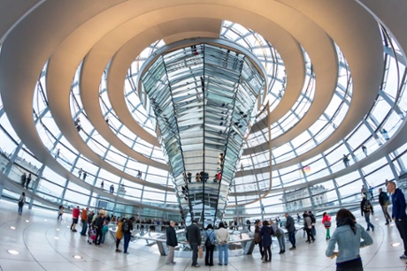 An amazing inside view of the Reichstag dome.