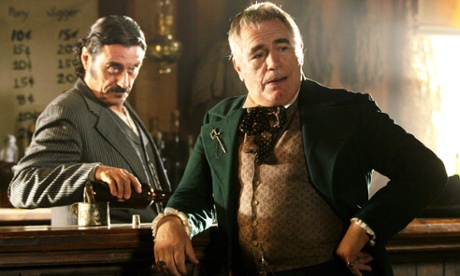 Al Swearengen (Ian McShane) and Jack Langrishe (Brian Cox) in Deadwood