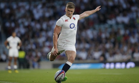 The trusty right boot of Owen Farrell sends the ball between the posts.