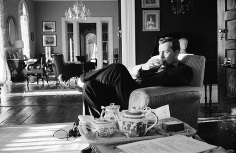 Gore Vidal at home in Edgewater, New York, in 1960.