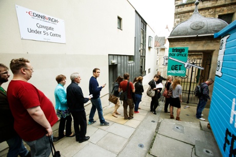 An Edinburgh festival queue