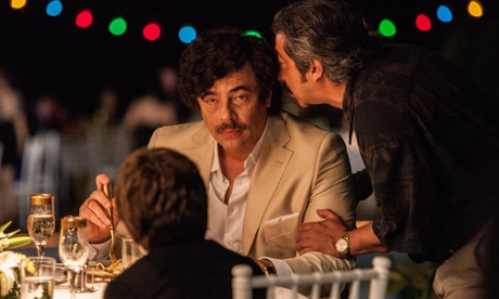 Benicio del Toro as Pablo Escobar