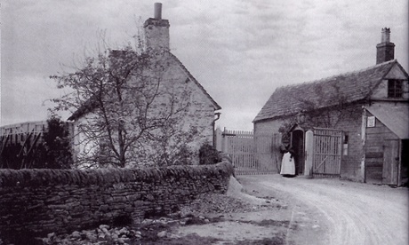 Whitney Bridge toll house