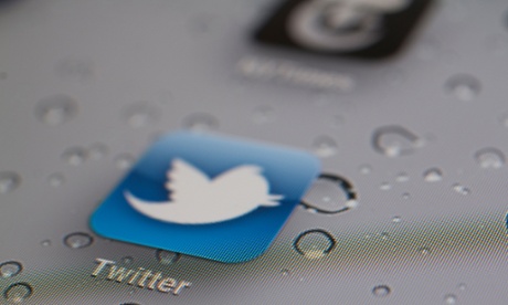 Screen with twitter icon