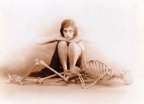 Man-eater … Theda Bara in A Fool There Was.