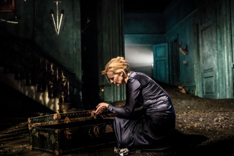 Anastasia Hille, “a beautiful Gertrude: febrile but restrained’.