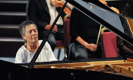 Maria João Pires performs Mozart's Piano Concerto No 23 in A major.