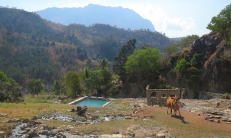 Morobo Hot Springs amid the ruins. 