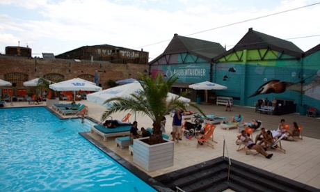 Haubentaucher, Berlin, Germany