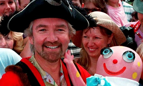 Noel (left) and Mr Blobby.