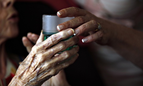 care nurse elderly woman