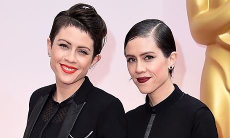 A twist on the sweep: Tegan and Sara at the Oscars earlier this year