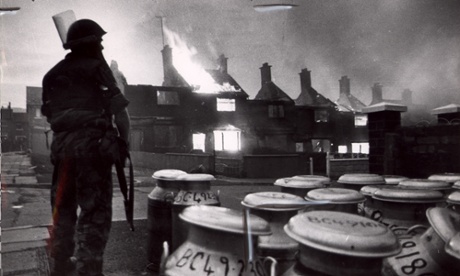 A soldier on duty in Belfast shortly after the introduction of Edward Heath’s policy of internment without trial, August 1971.