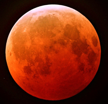 December 2010 lunar eclipse