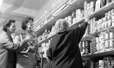 Women shopping in the 1960s