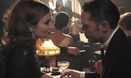 Emily Browning and Tom Hardy in Legend.