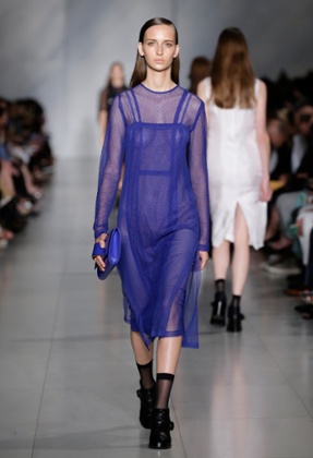 A model in cobalt on the DKNY Women’s Spring 2016 catwalk.