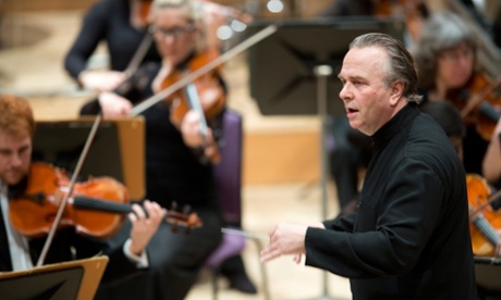Mark Elder conducting the Hallé Orchestra