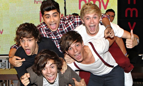 One Direction Sign Copies Of Their New Single 