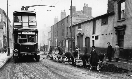 Trolley bus in Birmingham