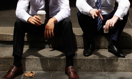 Two colleagues talking 