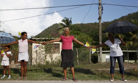 People waiting for the Pope
