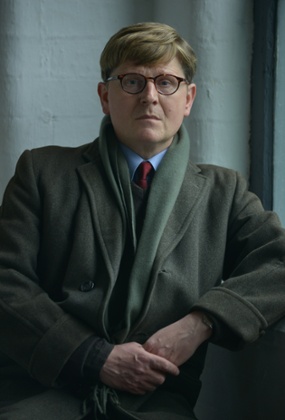 Dinsdale as Alan Bennett in Untold Stories.